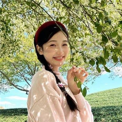 柏婷娜小姐国语